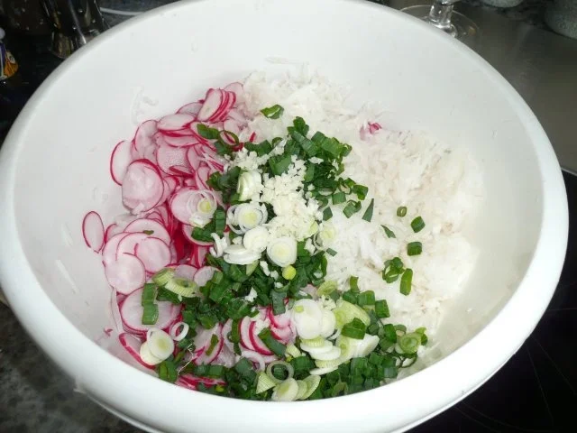 Rezept: SALAT/MAIRÜBEN-RADIESCHEN Bild Nr. 4 SALAT/MAIRÜBEN-RADIESCHEN - Rezept - Bild Nr. 4