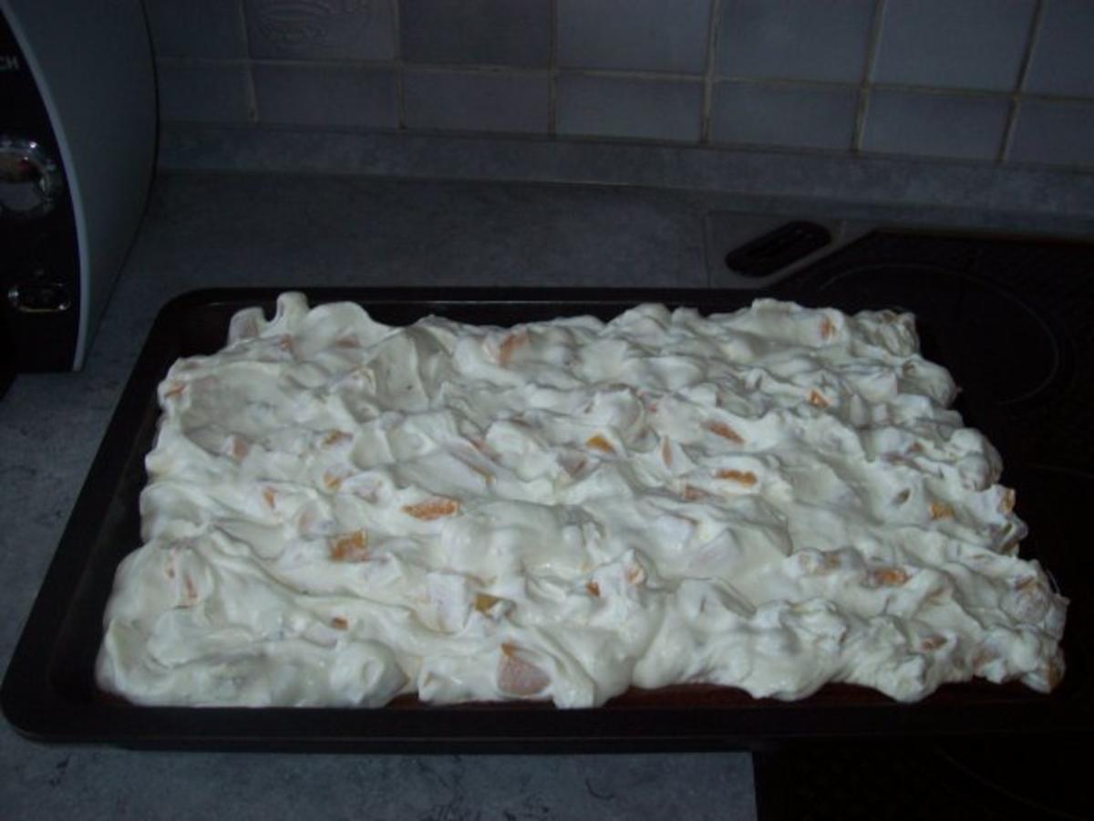 Schmand-Pfirsich Kuchen - Rezept