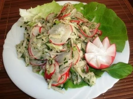 Kohlrabi- Radieschen-Rohkost - Rezept