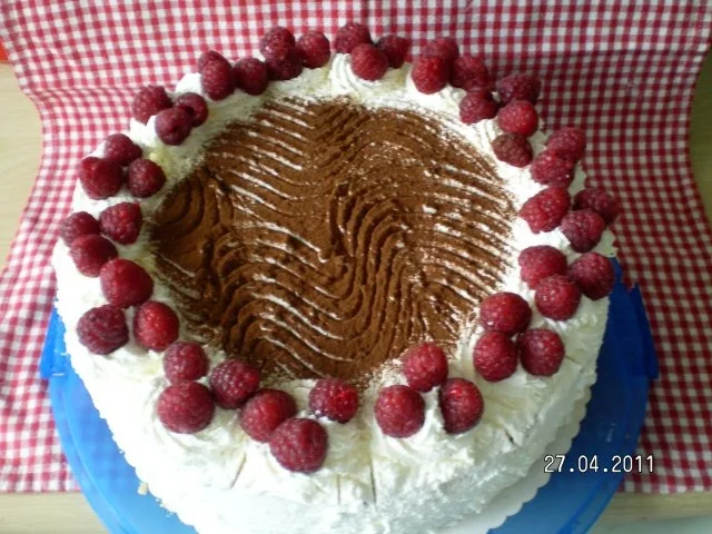 Rezept: Himbeertorte Bild Nr. 4 Himbeertorte - Rezept - Bild Nr. 4