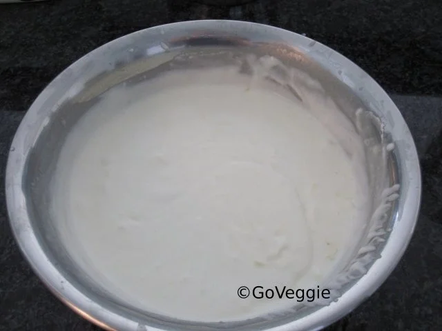 Rezept: Zitronen-Buttermilch-Mousse Bild Nr. 6 Zitronen-Buttermilch-Mousse - Rezept - Bild Nr. 6