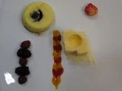 Mozart-Soufflé, dazu ein Whiskylikör-Parfait und frische Beeren - Rezept