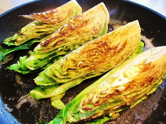 Rezept: Pfannen-Spitzkohl mit Knusperspeck ... Bild Nr. 6 Pfannen-Spitzkohl mit Knusperspeck ... - Rezept - Bild Nr. 6