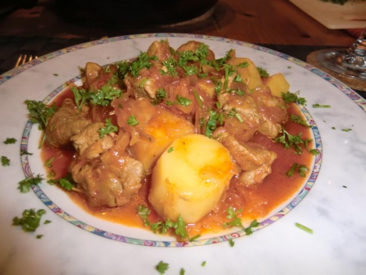 Szegediner Gulaschpfanne - Rezept mit Bild - kochbar.de