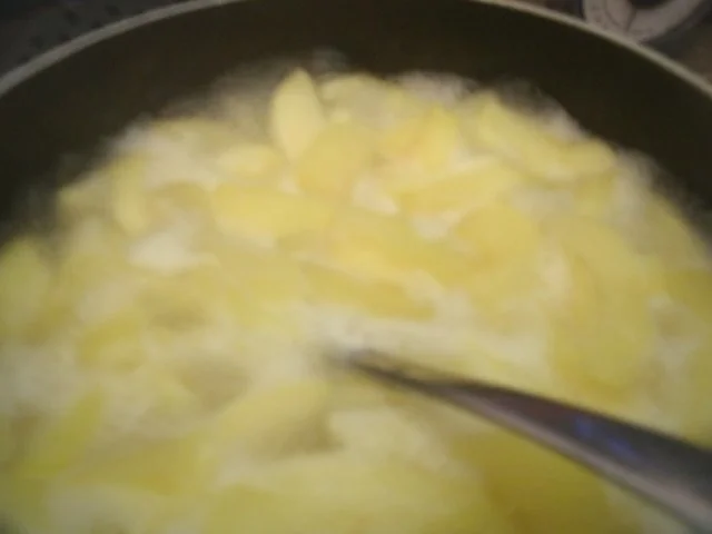 Rezept: Apfelsuppe Bild Nr. 3 Apfelsuppe - Rezept - Bild Nr. 3