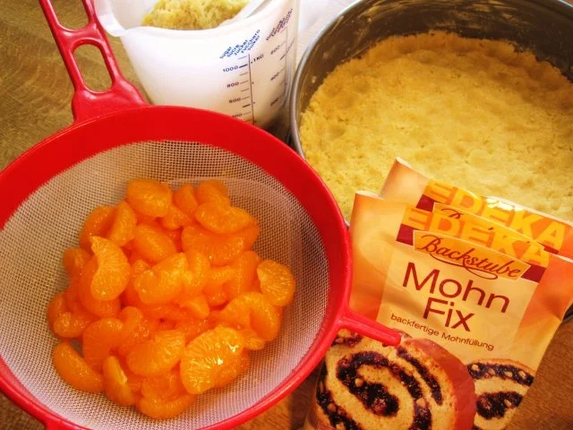 Streuselkuchen mit fruchtiger Mohnfüllung - Rezept - Bild Nr. 3