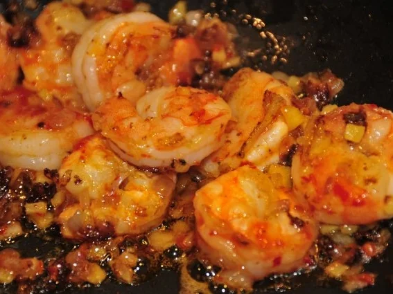 Bratreis mit Garnelen und Spargel - Rezept - Bild Nr. 3