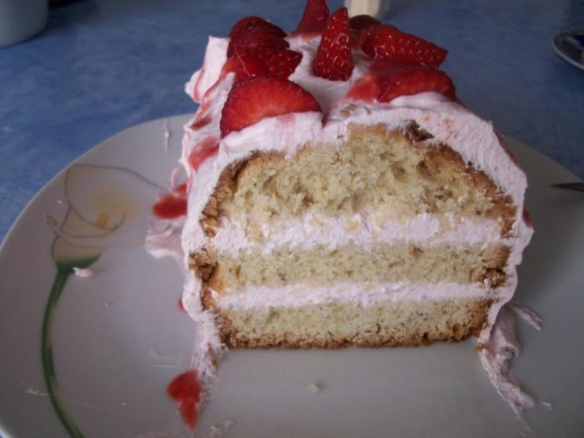 Nuss Schnitten mit Erdbeercreme - einfach - 359 kcal/100g