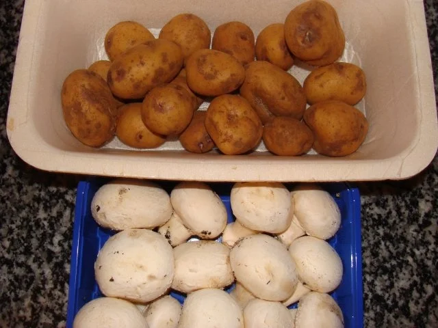 Rezept: Geflügel : -Hühnerbeine im Gemüsegarten - Bild Nr. 4 Geflügel : -Hühnerbeine im Gemüsegarten - - Rezept - Bild Nr. 4