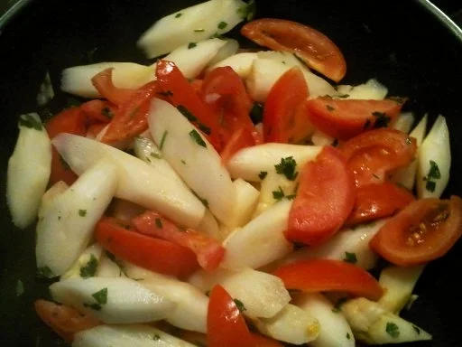 Rezept: ToSpa gebratener Spargel mit Tomatenfilets Bild Nr. 4 ToSpa gebratener Spargel mit Tomatenfilets - Rezept - Bild Nr. 4