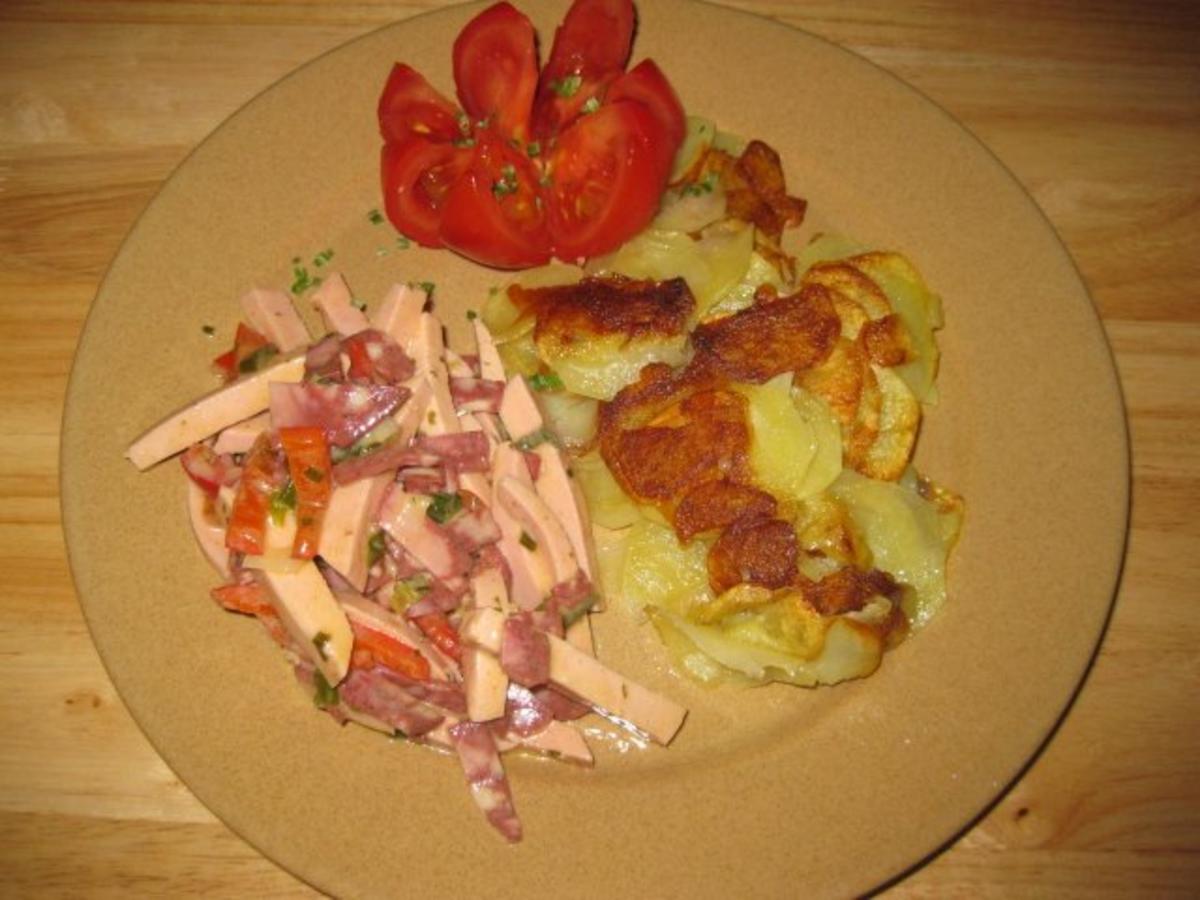 Wurstsalat mit krossen Bratkartoffeln... - Rezept - Bild Nr. 5