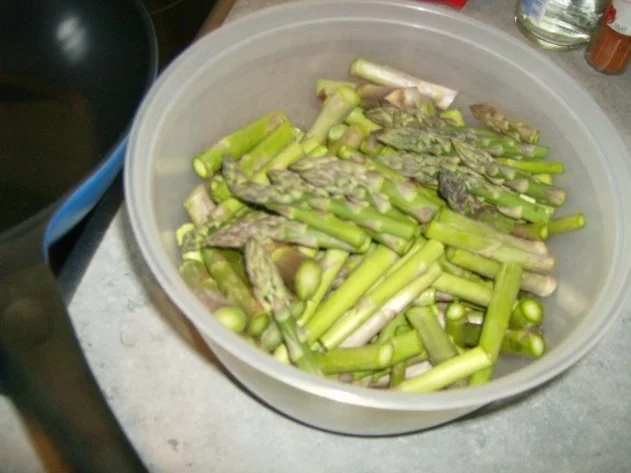 Schweinefilet mit grünem Spargel in Sahnesößchen - Rezept - Bild Nr. 4