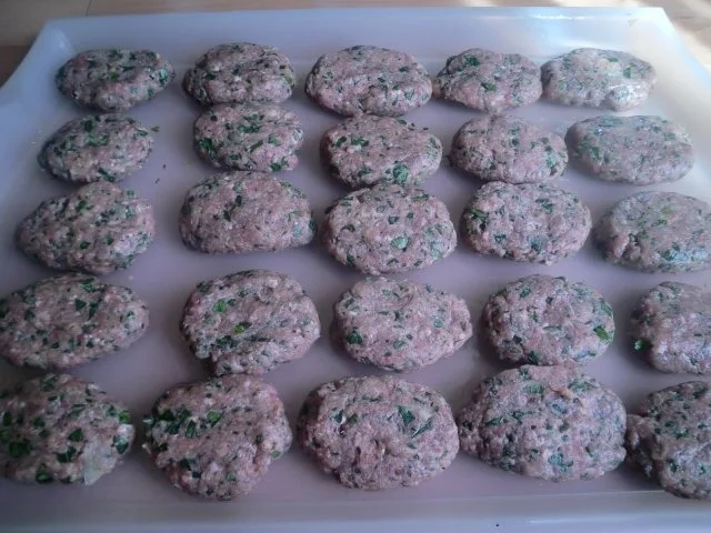 Köfte original türkisch zu Bulgur und Knoblauch-Minz-Soße beides in meinem KB - Rezept - Bild Nr. 2