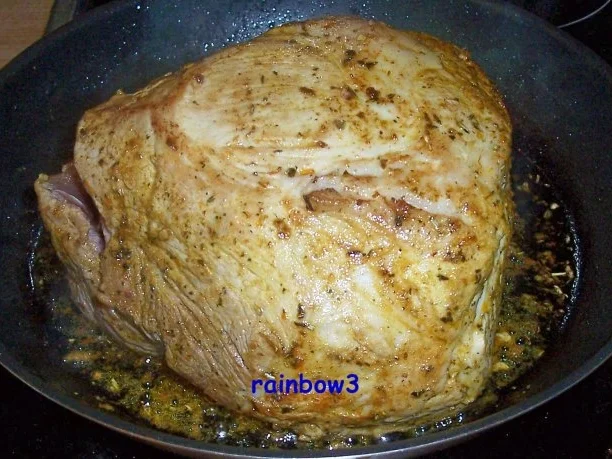 Kochen: Schweinebraten mit Blütenmarinade und Paprikasauce - Rezept - Bild Nr. 3