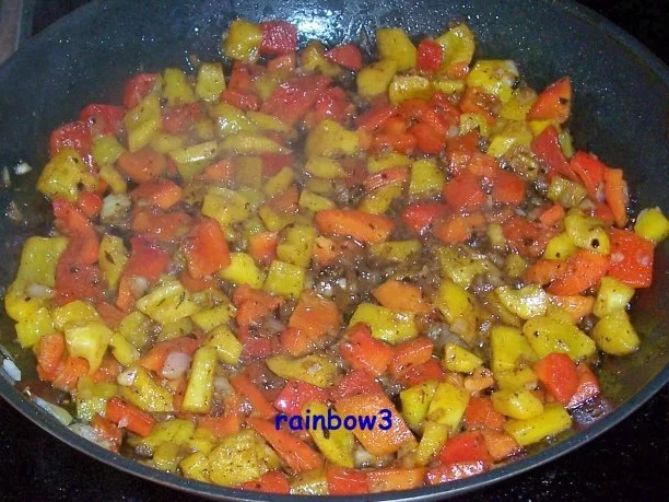 Kochen: Schweinebraten mit Blütenmarinade und Paprikasauce - Rezept - Bild Nr. 5