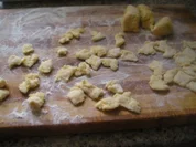 Csipetke - gezupfte Nudeln - Rezept