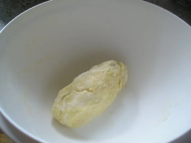 Rezept: Csipetke - gezupfte Nudeln Bild Nr. 4 Csipetke - gezupfte Nudeln - Rezept - Bild Nr. 4