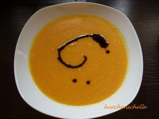 Cremiges Möhrensüppchen - Rezept