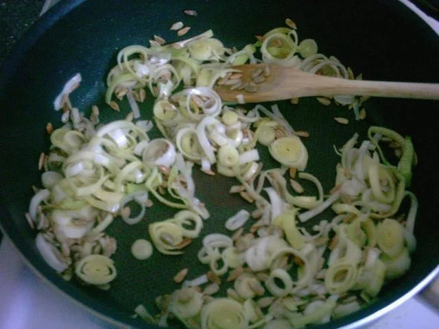 Rezept: Zucchinipuffer Bild Nr. 4 Zucchinipuffer - Rezept - Bild Nr. 4