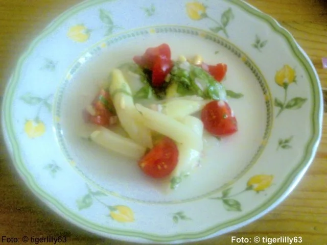 Rezept: Spargelsalat 'italienisch' Spargelsalat 'italienisch' - Rezept
