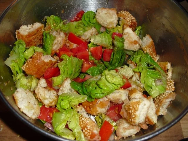 Rezept: Panzanella mit Haloumi Bild Nr. 4 Panzanella mit Haloumi - Rezept - Bild Nr. 4