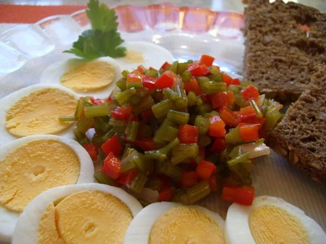 Petersilienstängel - Salat - Rezept