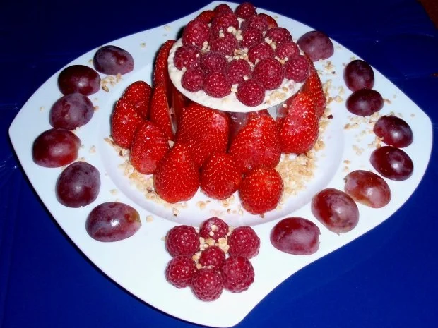 Rezept: Guten Morgen Frühstücksmüli mit viel Obst Guten Morgen Frühstücksmüli mit viel Obst - Rezept