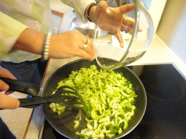 Guddis Hühnchen in Frühlingszwiebel Sauce - Rezept - Bild Nr. 5