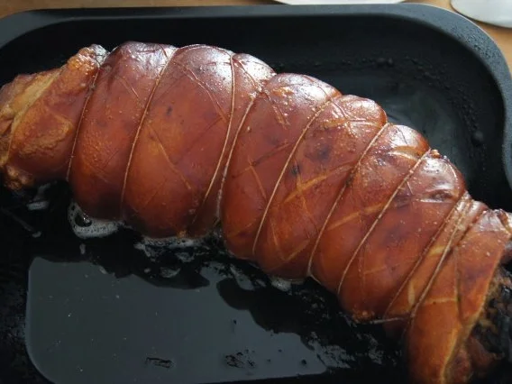 Rezept: Rollbraten vom Spanferkel Bild Nr. 3 Rollbraten vom Spanferkel - Rezept - Bild Nr. 3