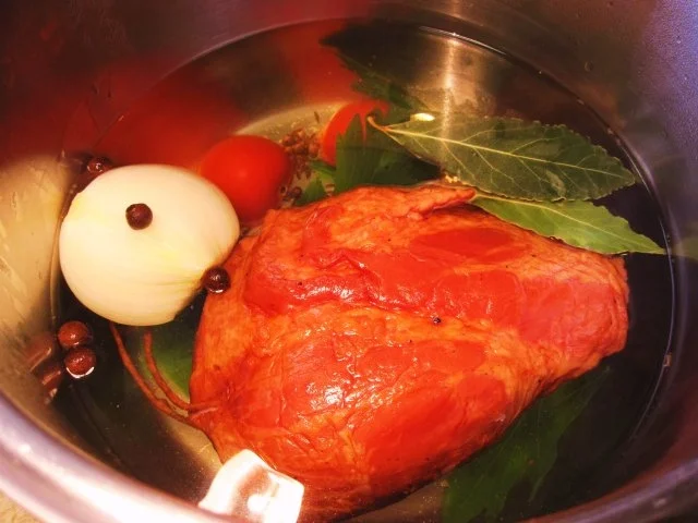 Rezept: Schinken in würzigem Sud ... Bild Nr. 5 Schinken in würzigem Sud ... - Rezept - Bild Nr. 5