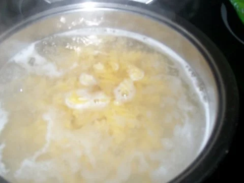 Irenes preiswerter Fantasie Nudelsalat mit Kümmelstangerln - Rezept - Bild Nr. 4