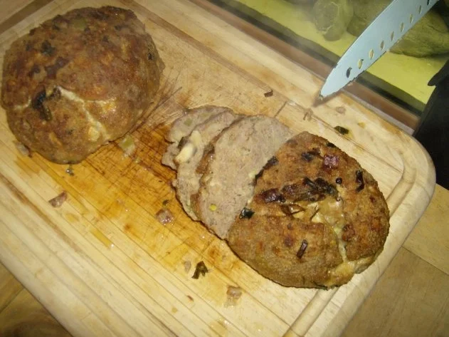 Rezept: Hackbraten mal anders mit viel Soße Bild Nr. 9 Hackbraten mal anders mit viel Soße - Rezept - Bild Nr. 9