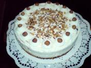 Kuchen -  Sahne-Nuß Torte - Rezept