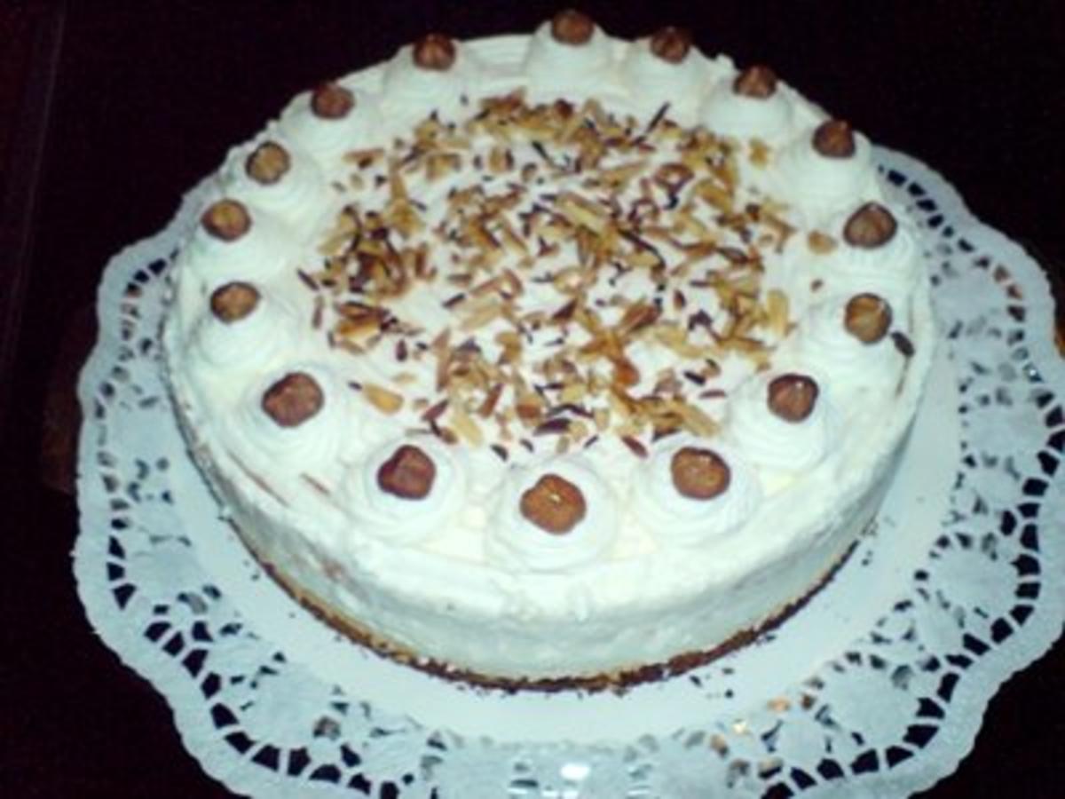 Kuchen - Sahne-Nuß Torte - Rezept von O-ma-ria