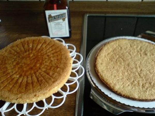 Kuchen Sahne Nuß Torte - 276 kcal/100g