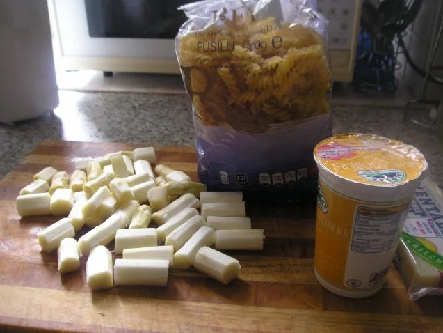 Rezept: Spargel-Nudel-Gratin Bild Nr. 2 Spargel-Nudel-Gratin - Rezept - Bild Nr. 2