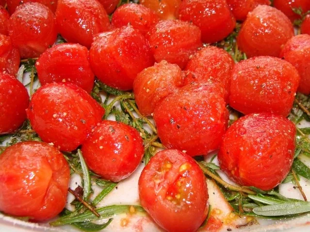 Rezept: Confierte Tomaten Confierte Tomaten - Rezept