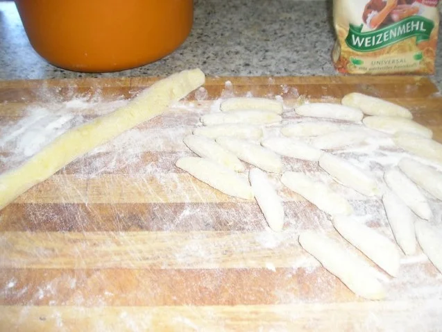 Rezept: Mohnnudeln Bild Nr. 5 Mohnnudeln - Rezept - Bild Nr. 5