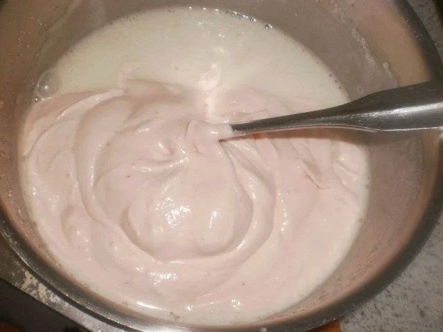 Rezept: Quark-Torte mit Erdbeeren Bild Nr. 7 Quark-Torte mit Erdbeeren - Rezept - Bild Nr. 7