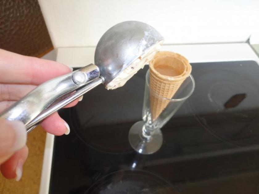 Knusper Walnuß Eis - einfach - von emari