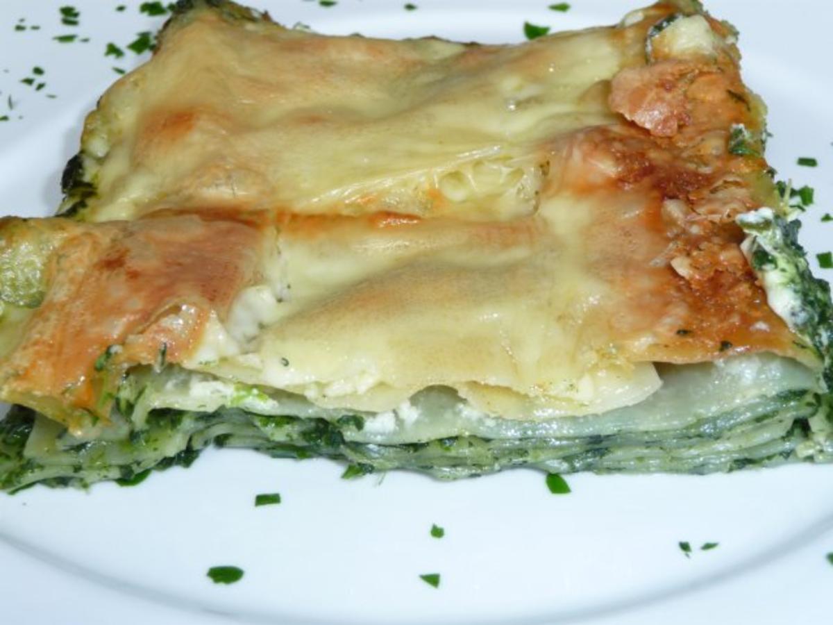 Bilder für Spinatlasagne .... rein vegetarisch für unseren Neu-Vegi und uns Anderen...... mögen wir nämlich auch :-)..... - Rezept