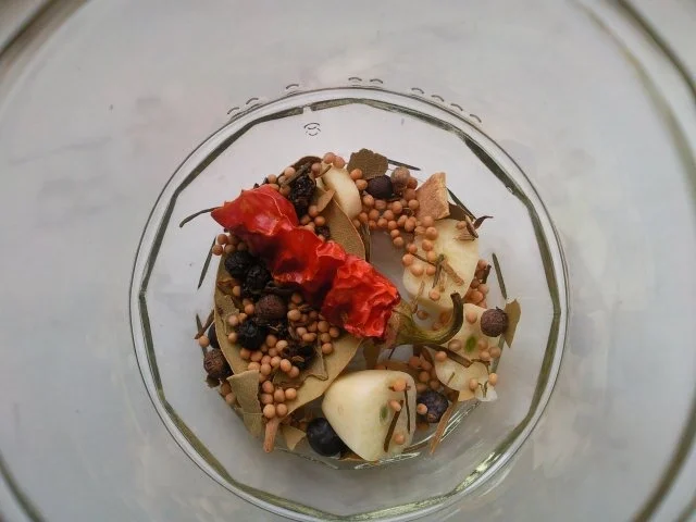 Rezept: Wachteleier eingelegt Bild Nr. 3 Wachteleier eingelegt - Rezept - Bild Nr. 3