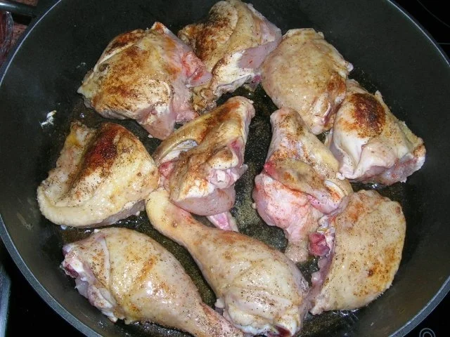 Rezept: Huhn (Hähnchen) nach Jägerinnen-Art (Pollo alla Cacciatora) Bild Nr. 7 Huhn (Hähnchen) nach Jägerinnen-Art (Pollo alla Cacciatora) - Rezept - Bild Nr. 7