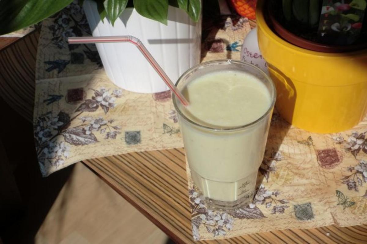 Bananen Milchshake - Rezept mit Bild - kochbar.de