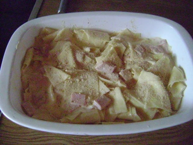 Rezept: Schinkenfleckerl - ein super Schinkenauflauf Bild Nr. 8 Schinkenfleckerl - ein super Schinkenauflauf - Rezept - Bild Nr. 8