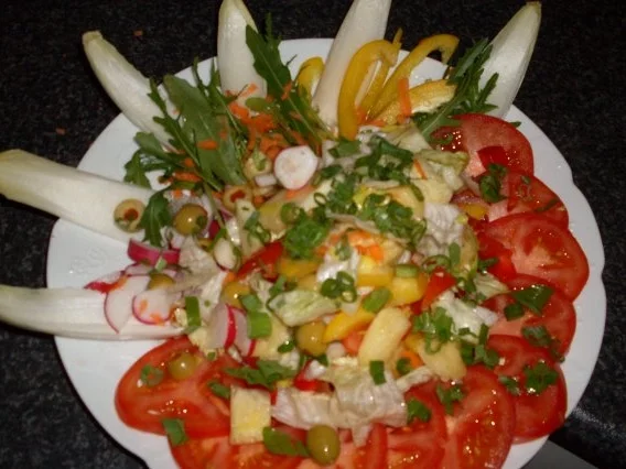 Der-Alles-was-da-war-SALAT... - Rezept - Bild Nr. 4