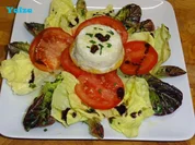 Überraschungsei auf Salatbett - Rezept