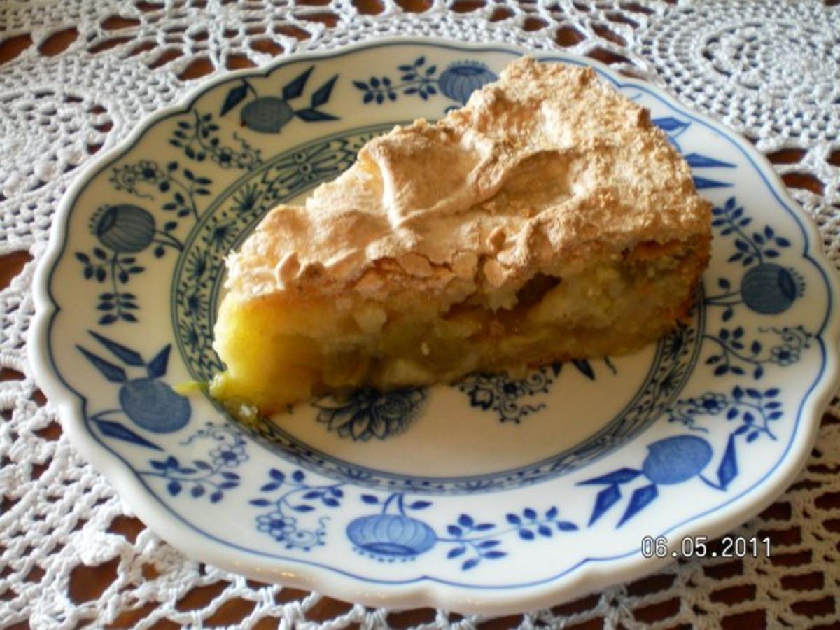 Rhabarberkuchen mit Baiser - Rezept mit Bild - kochbar.de