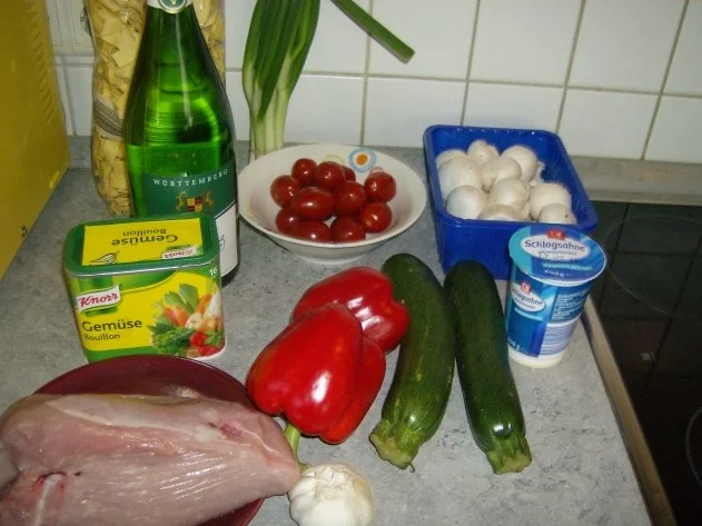 Nudelpfännchen mit allem was ich finden konnte - Rezept - Bild Nr. 2