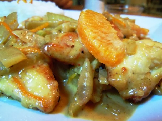 Rezept: Hähnchen-Fenchel-Orangen-Pfanne Hähnchen-Fenchel-Orangen-Pfanne - Rezept